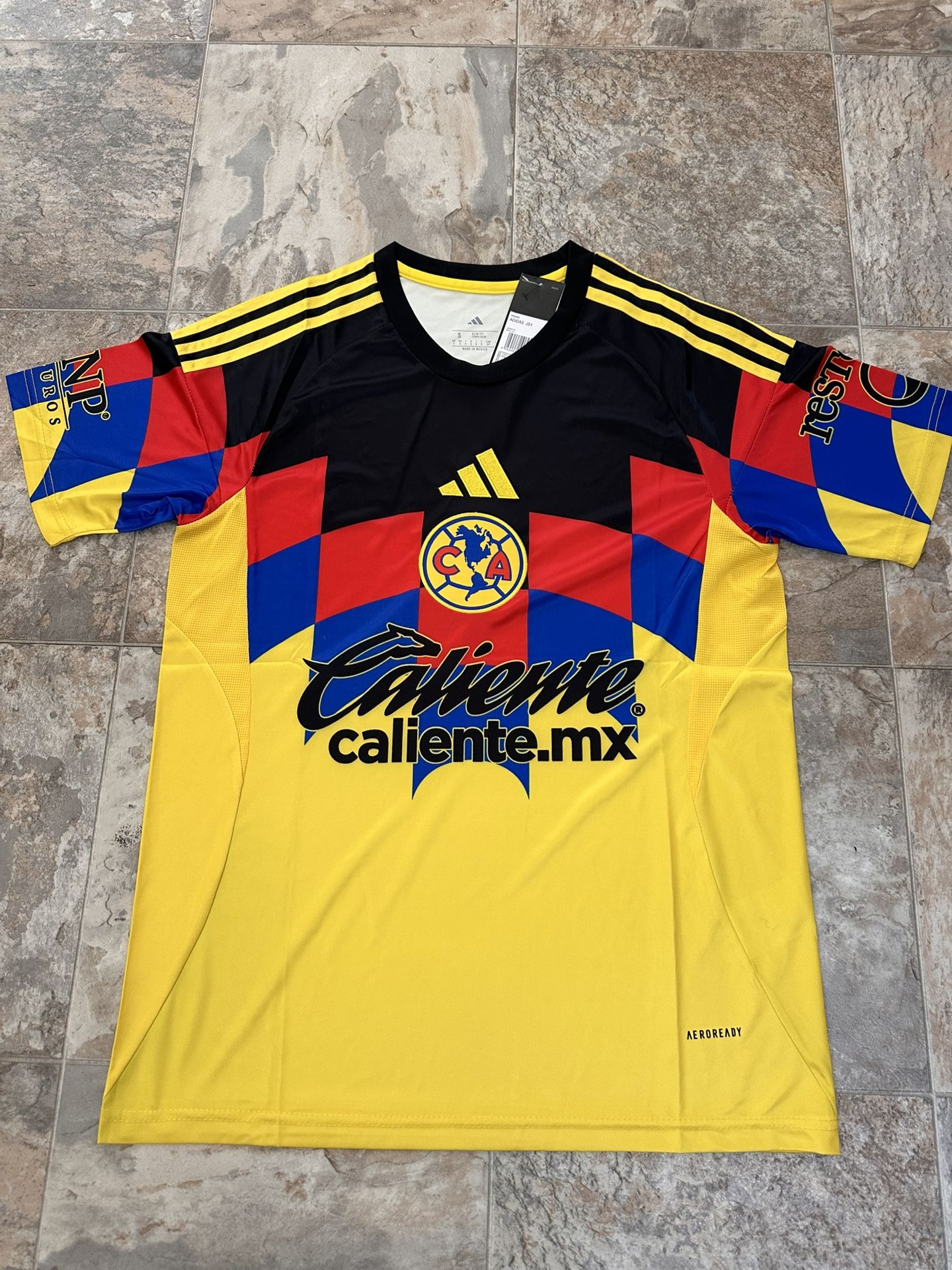 America jersey sizes 4XL-3XL-2XL-L-M-S⚽️