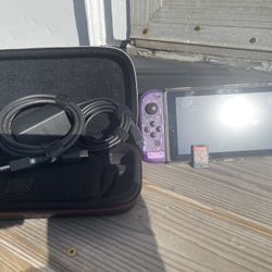Nintendo Switch 64Gb With Mario Cart And Accessories