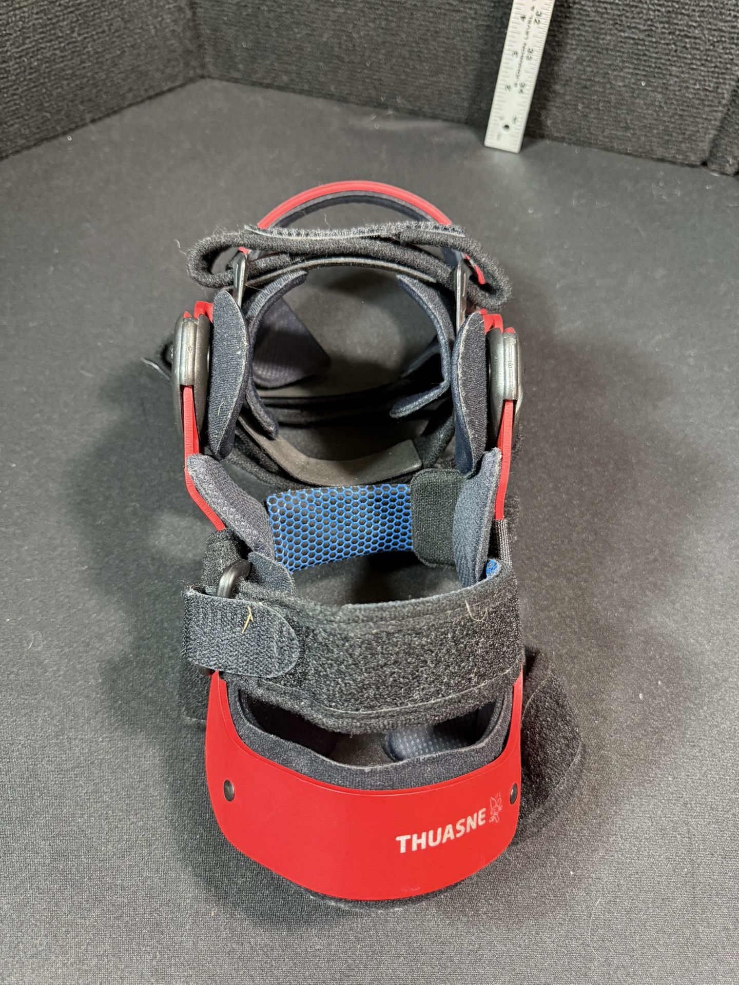 Townsend / Thuasne "REBEL RELIEVER" Knee Brace, Left Red SMALL