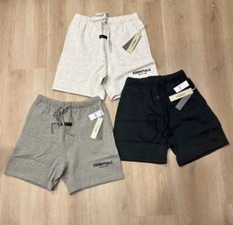 Essentials Shorts 3 Colors
