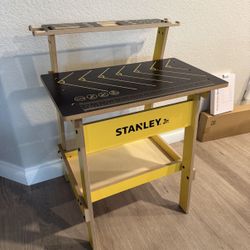 Like New Stanley Jr. Workbench Work Station Table