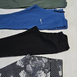 Leggings Size  M 