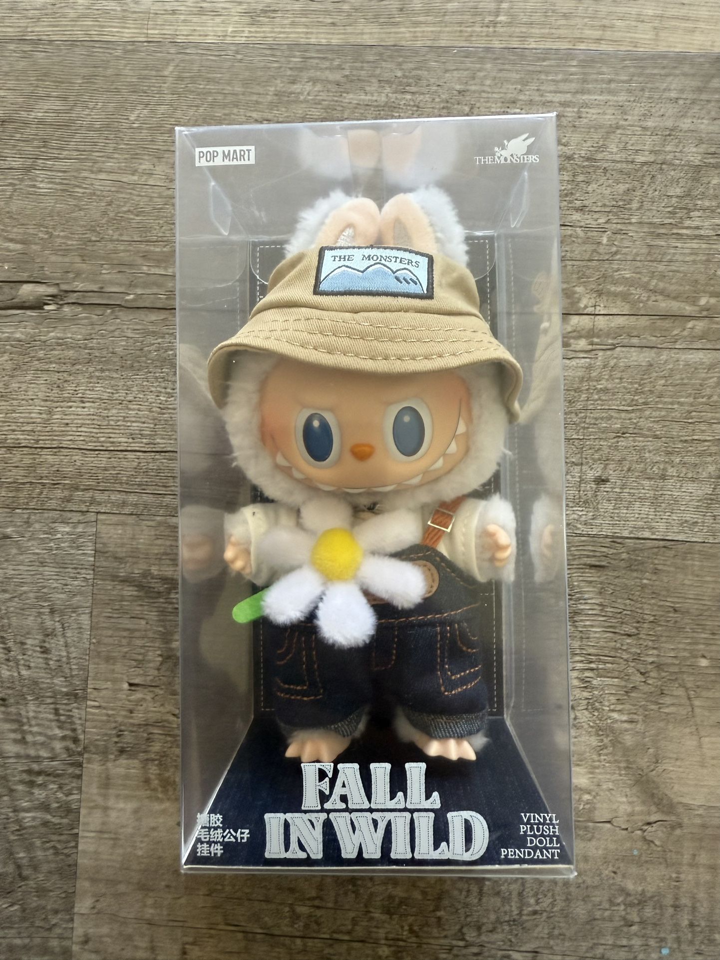 Labubu, Fall In Wild Vinyl Plush Doll Pendant
