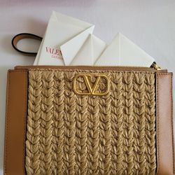 Valentino Garavani Vlogo Raffia & Leather Flat Wristlet Pouch Clutch