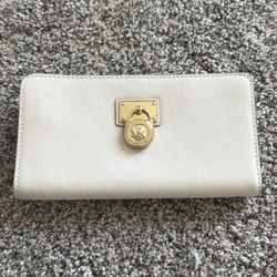 MK wallet
