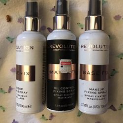 New Revolution Makeup Setting Spray 