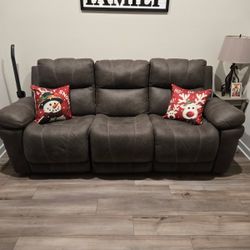 Recliner Couch 