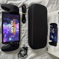 PlayStation Portal black version LIKE NEW WITH EXTRAS