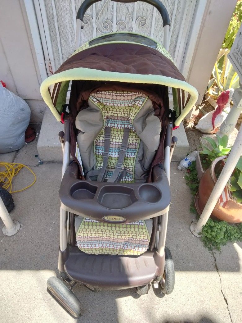 Green Polka Dot Stroller