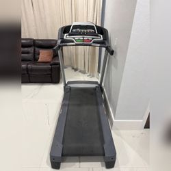 ProForm Performance 400 Treadmill Good Condition – Boca Raton, FL