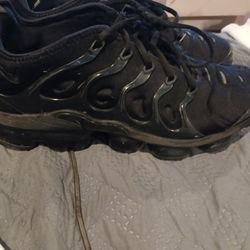 Black Nike  Vapor Max 