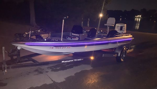 Bass boat
