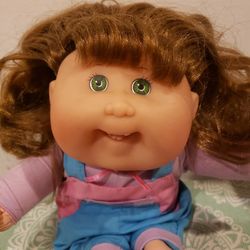 Vintage 1983 Cabbage Patch Kids Doll Mattels First Edition CK19. Z6