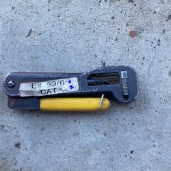 CAT RG/59. RG/ 6 Crimping Tool $ 25 Dollars for Cable TV Fittings 