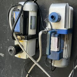 VACUUM PUMP 