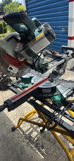 10’’ inch. Blade Sliding miter saw with stand