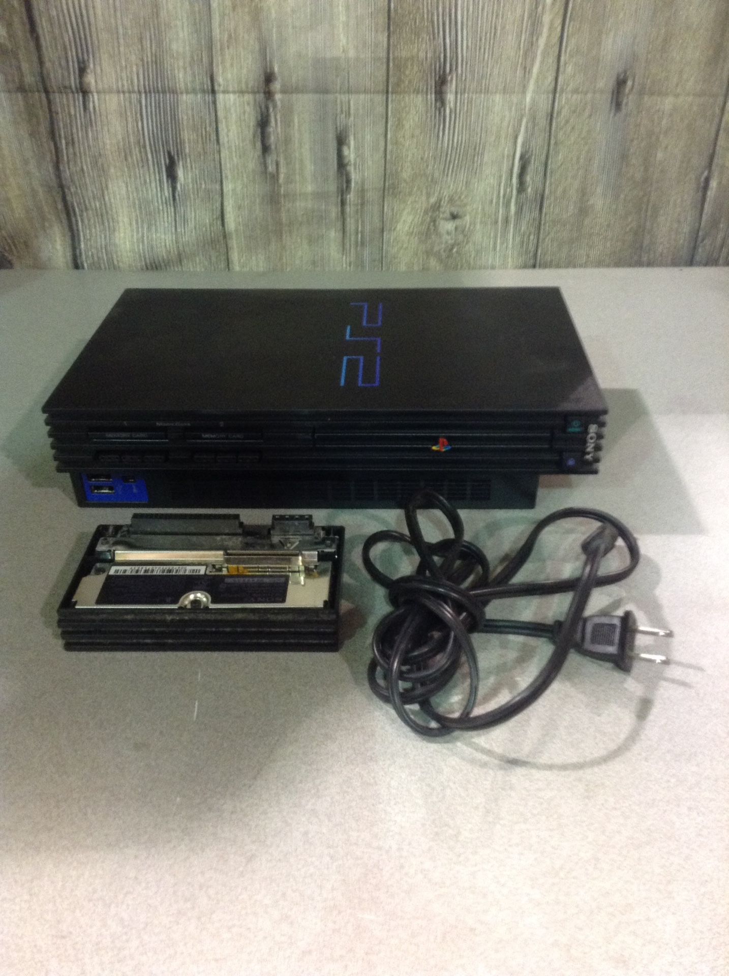 Sony PlayStation 2 SCPH-39001 Console with Network Adapter and Power Cord