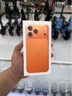 iPhone 17 Pro Max Unlocked 256GB! Finance For $50 down payment!