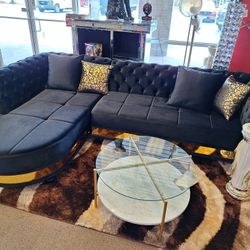 Premium Sectional Couch 🆕️. Ask for the actual price. 