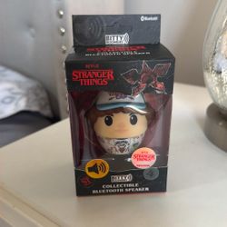 Stranger Things Dustin Collectible bluetooth Speaker