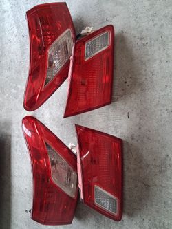 2007 -2009 Lexus es350 rear Oem taillights