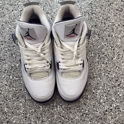 Jordan 4 Midnight Navy 11.5