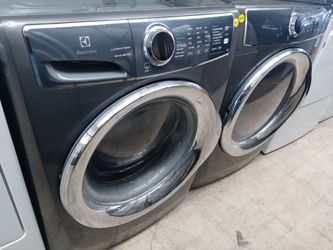 Electrolux gray front load washer and dryer set - Free delivery