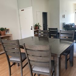 Ashford’s II 5 Piece Dining set