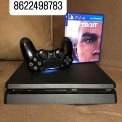 PlayStation 4 Slim 