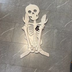 59” In Skeleton