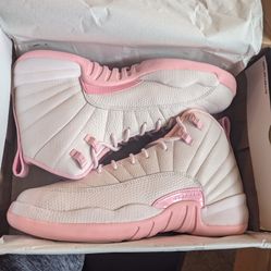 Jordan 12 Retro Pearl Pink Size 7y,6y