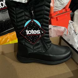 Totes Boots