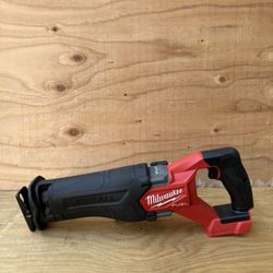 Milwaukee M18 FUEL GEN-2 18V Lithium-Ion Brushless Cordless SAWZALL Reciprocating Saw (Tool-Only) 