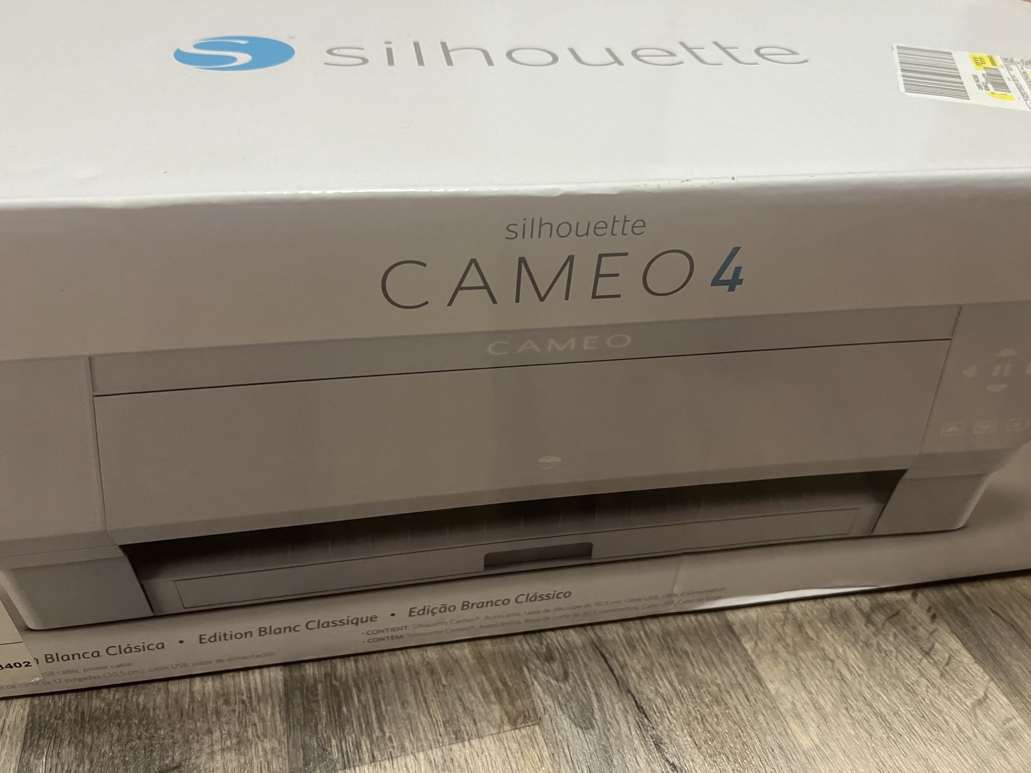 Silhouette Cameo 4