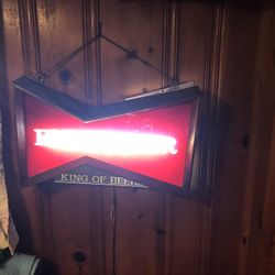 Budweiser Wall Light - It Works