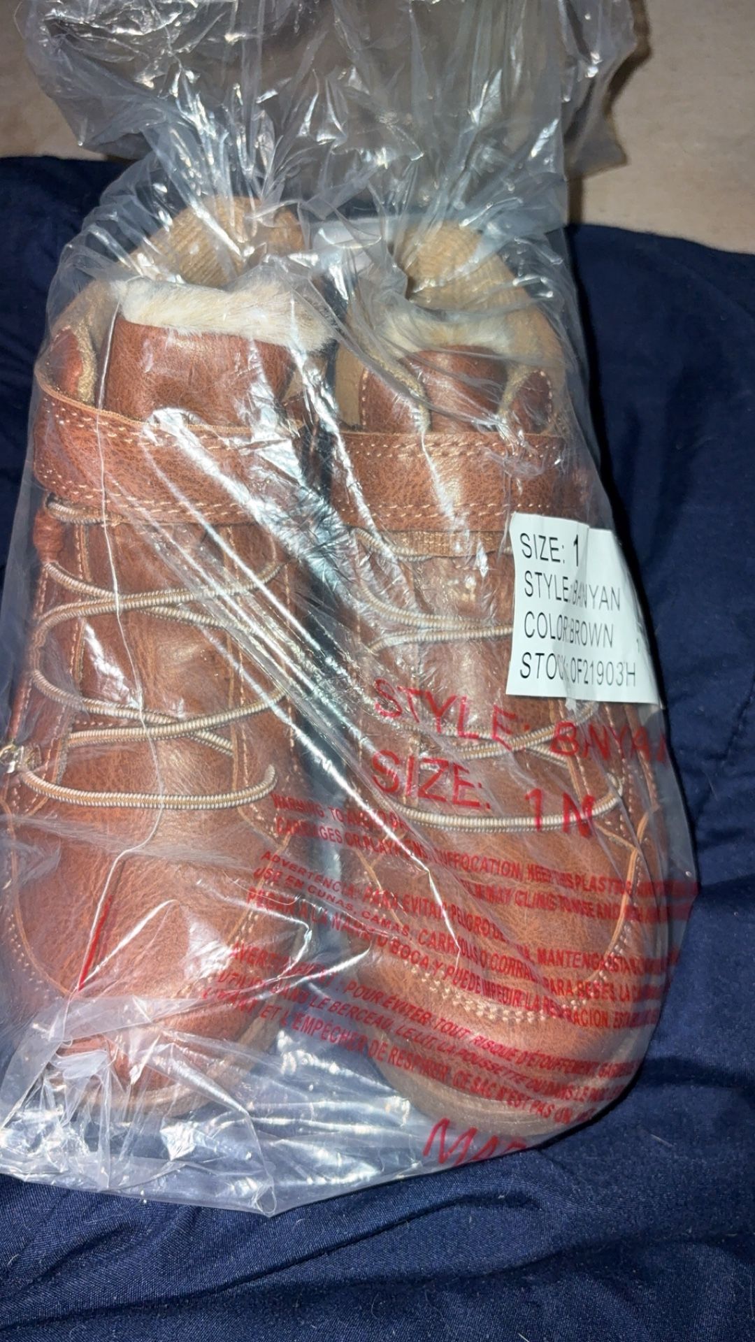 brand new kid shoes 