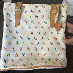 Dooney & Bourke Purse