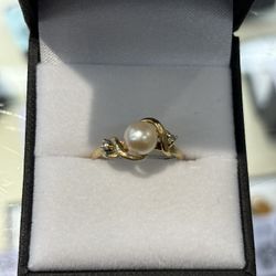 Pearl 10k Ring 