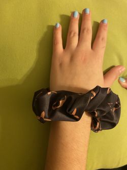 Custom hair scrunchie