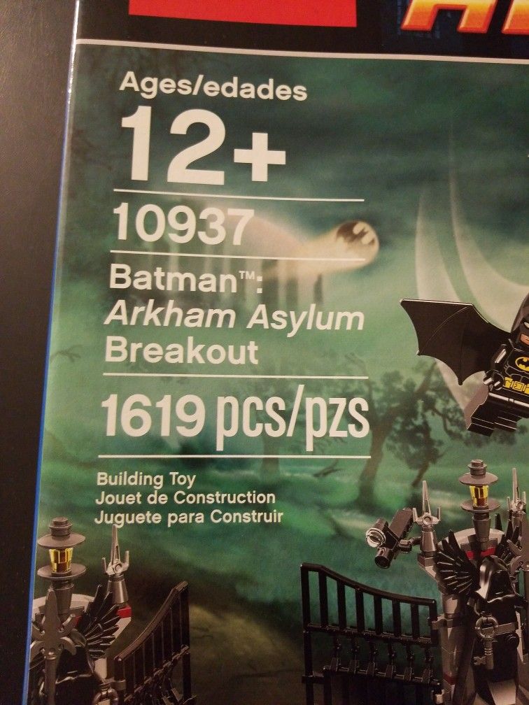 LEGO DC Comics Super Heroes: Batman Arkham Asylum Breakout (10937) for sale  online