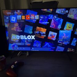 Selling 50 inch Samsung TV brand new