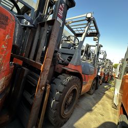 Toyota Forklift, 6600 Lbs Capacity 