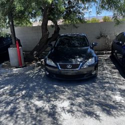 Lexus is250