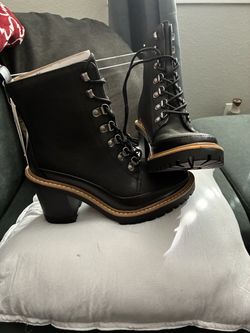 A New Day Tessa Heeled Combat Boots size. 6. 5 New