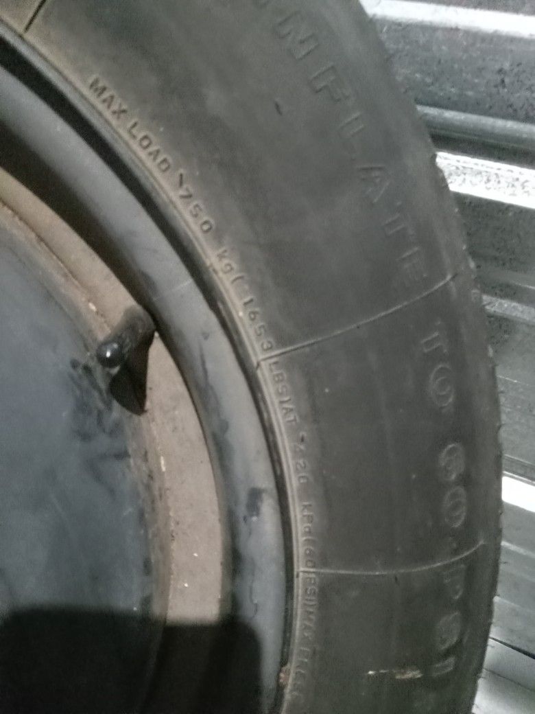 A Spare( Donut)