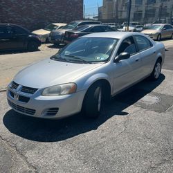 2004 Dodge Stratus 