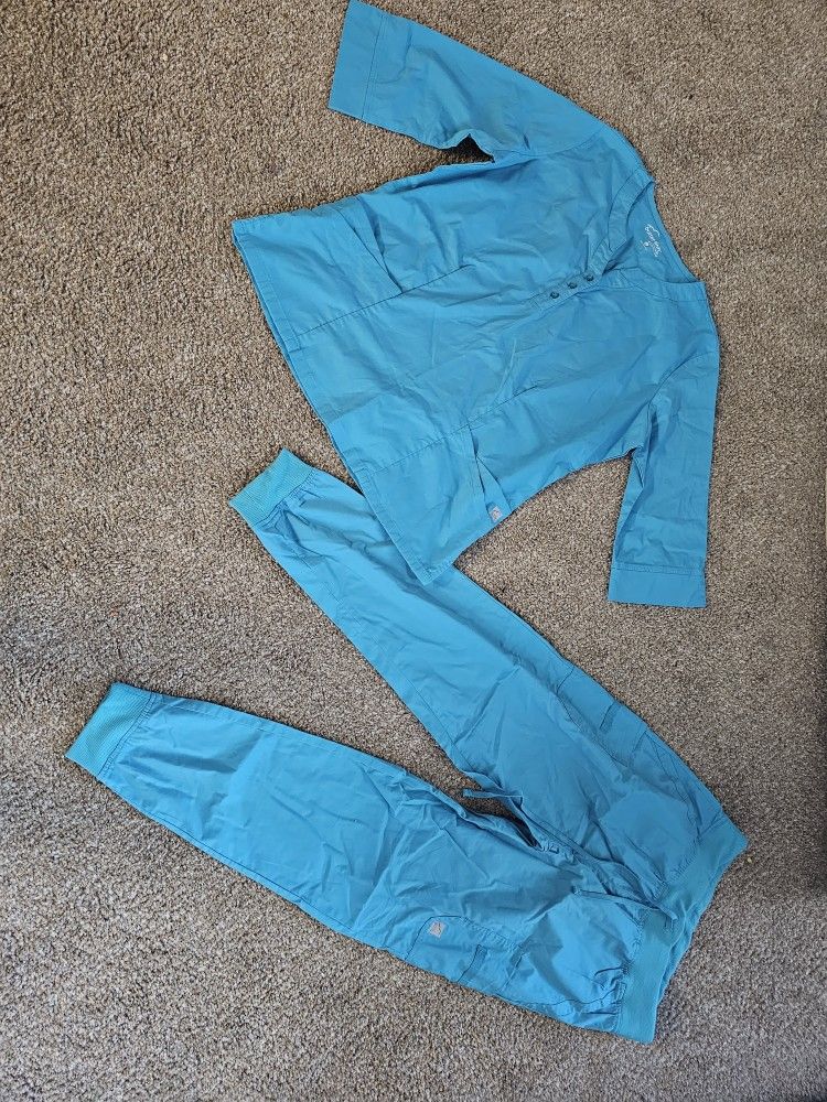 Butterscotch Scrub Set