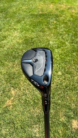 Titleist TSR3 3 Hybrid (19°) – Tensei 1K Black Stiff Shaft – Excellent Condition