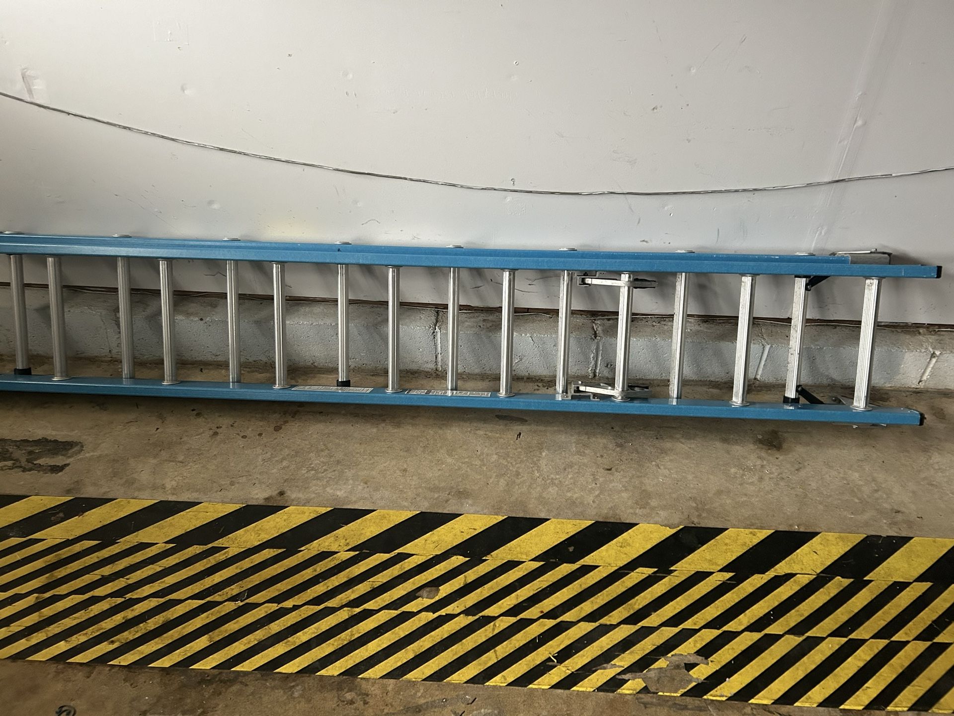 16 Ft Werner Ladder