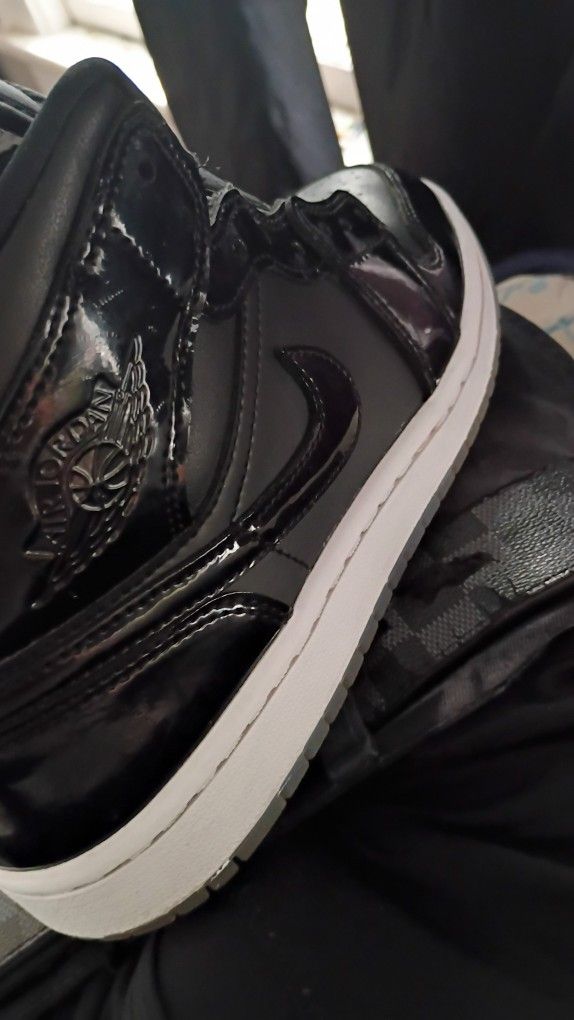Air Jordan 1 Space Jam